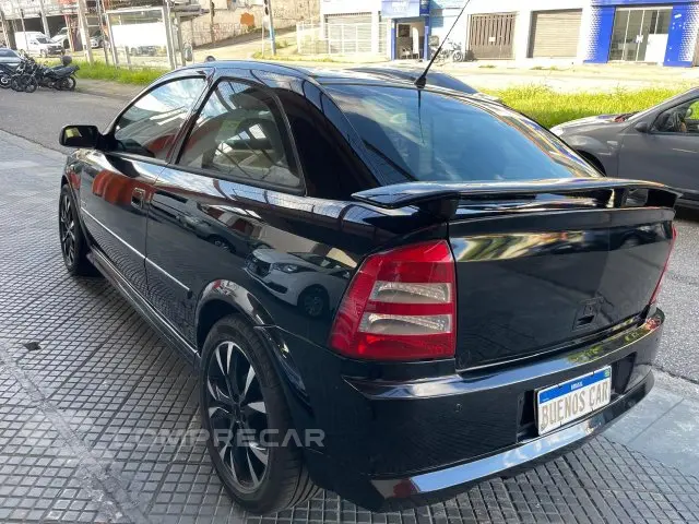 ASTRA HATCH - 2.0 MPFI ADVANTAGE 8V 2P MANUAL