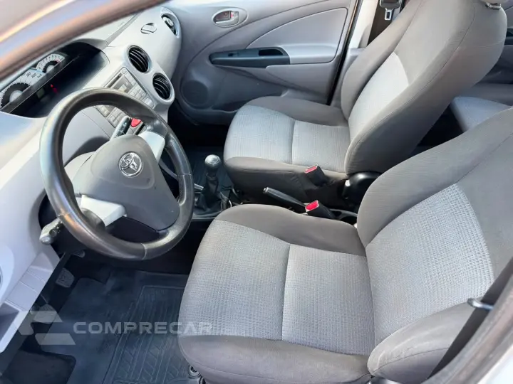 ETIOS XS Sedan1.5 Flex 16V 4p Mec.