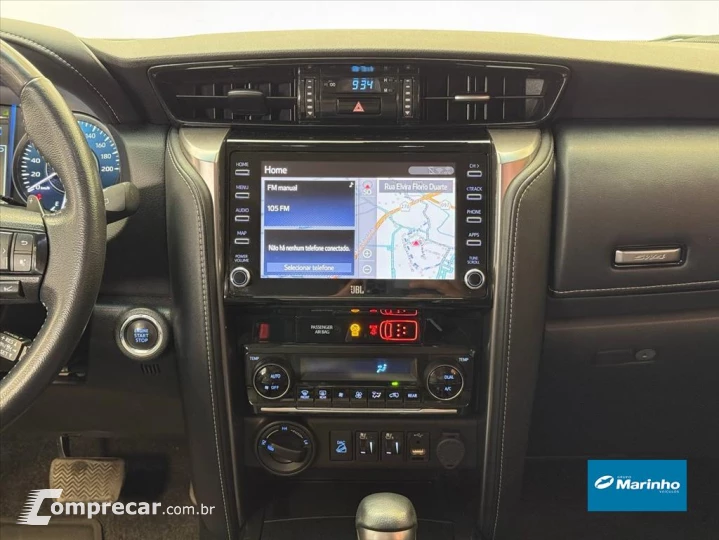 HILUX 2.8 D-4D TURBO DIESEL CD SRX 4X4 AUTOMÁTICO