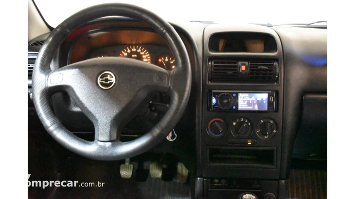 ASTRA HATCH - 1.8 MPFI GL 8V 2P MANUAL