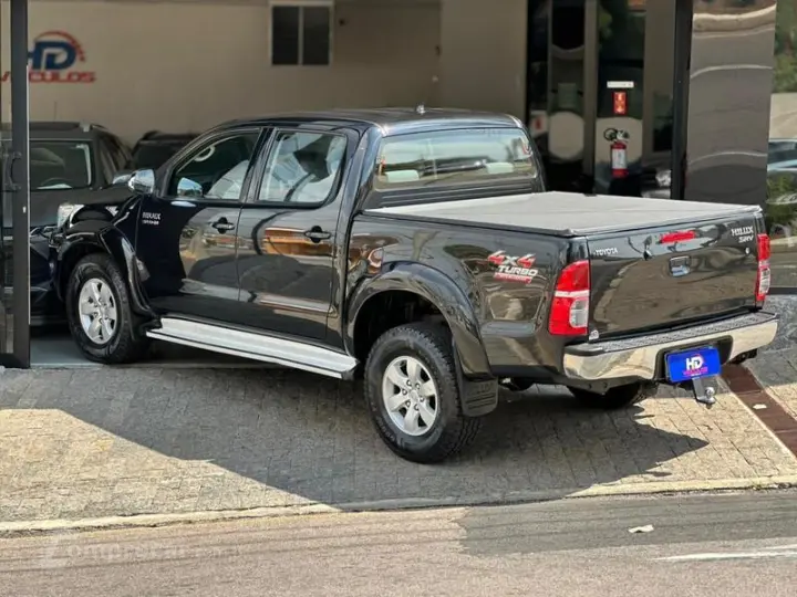 HILUX CD4X4 SRV