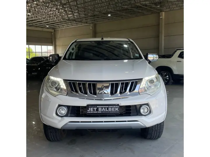 L200 TRITON 2.4 16V TURBO DIESEL SPORT HPE CD 4P 4X4 AUTOMÁT