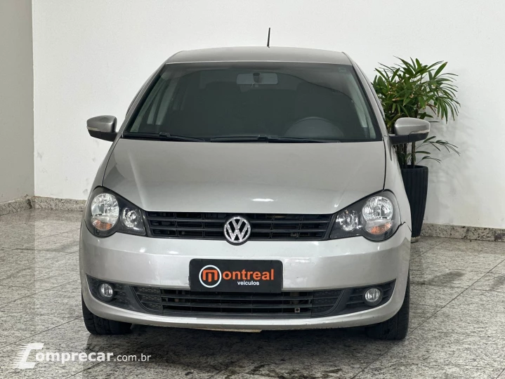 POLO SEDAN 1.6 MI 8V