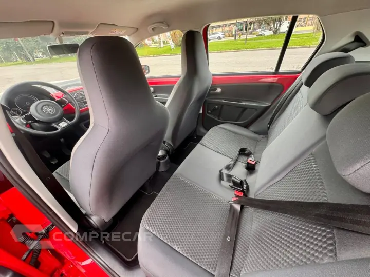 Cross Up 1.0 Tsi 12V Flex 4P Manual