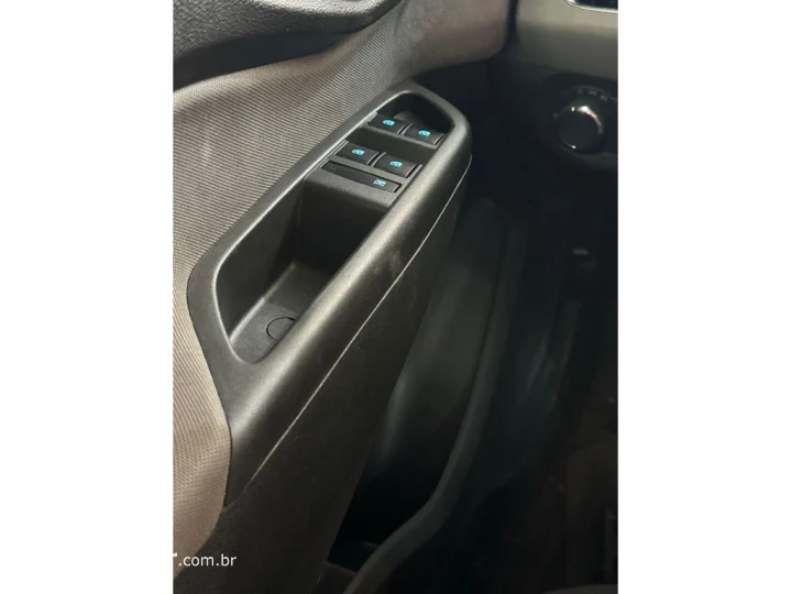 ONIX 1.4 MPFI LT 8V FLEX 4P MANUAL