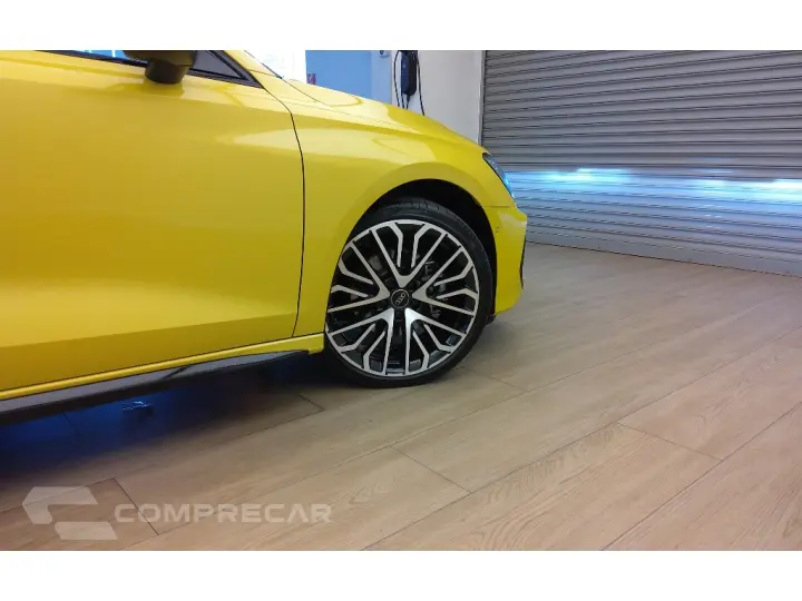 A3 2.0 TFSI GASOLINA SEDAN PERFORMANCE BLACK S-TRONIC