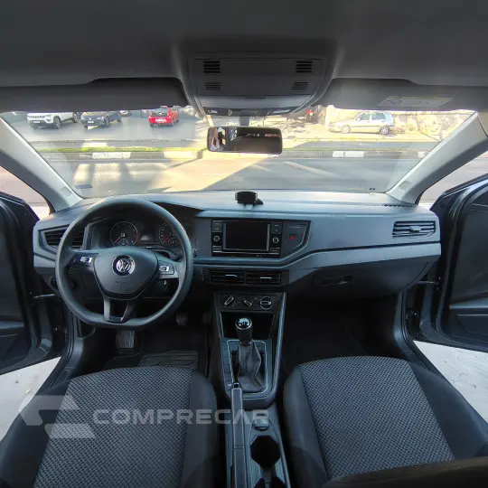 Volkswagen Polo 1.6 MSI Flex 5P