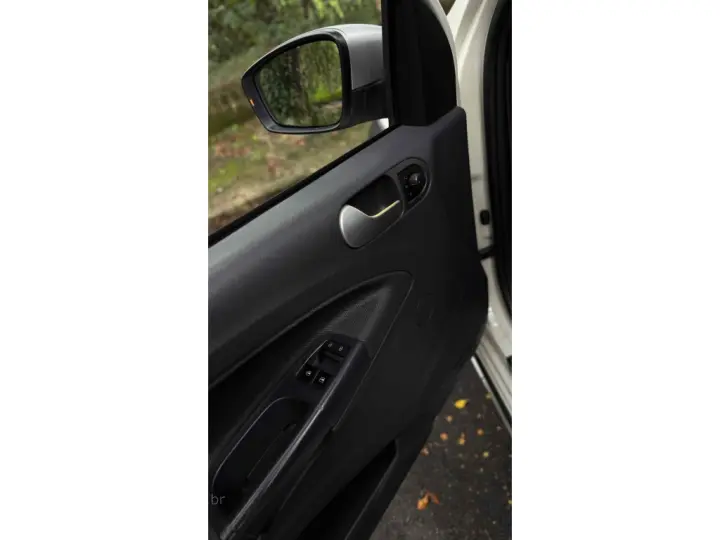 SAVEIRO 1.6 CROSS CE 8V FLEX 2P MANUAL