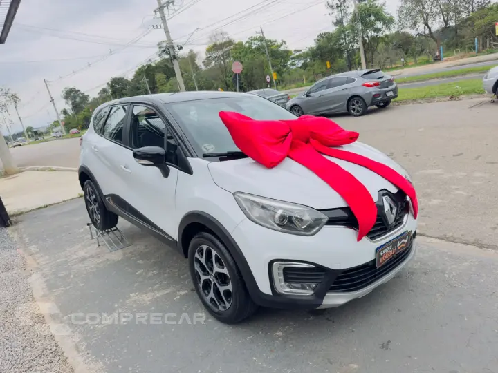 Captur 1.6 16V 4P FLEX SCE INTENSE X-TRONIC CVT