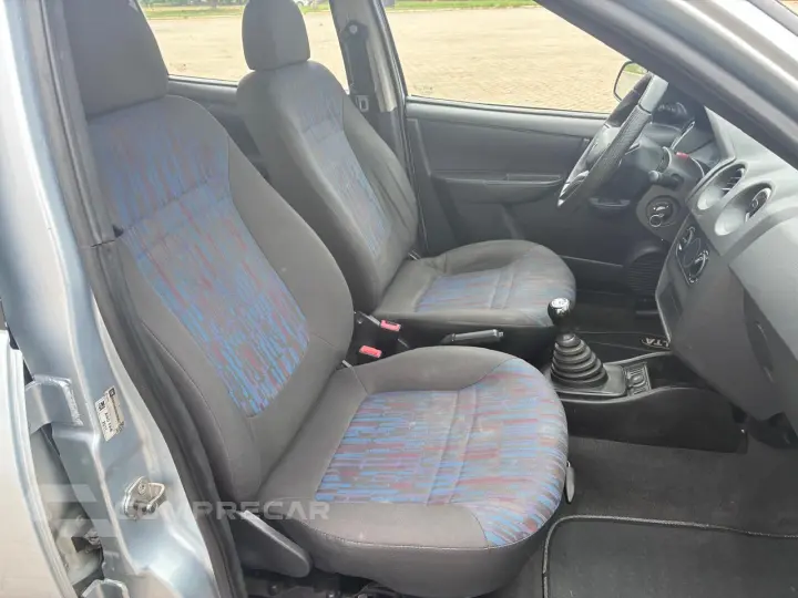 CELTA 1.0 MPFI Life 8V