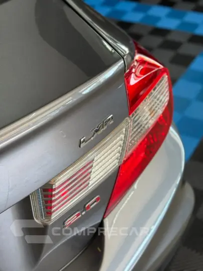 CIVIC 2.0 LXR 16V