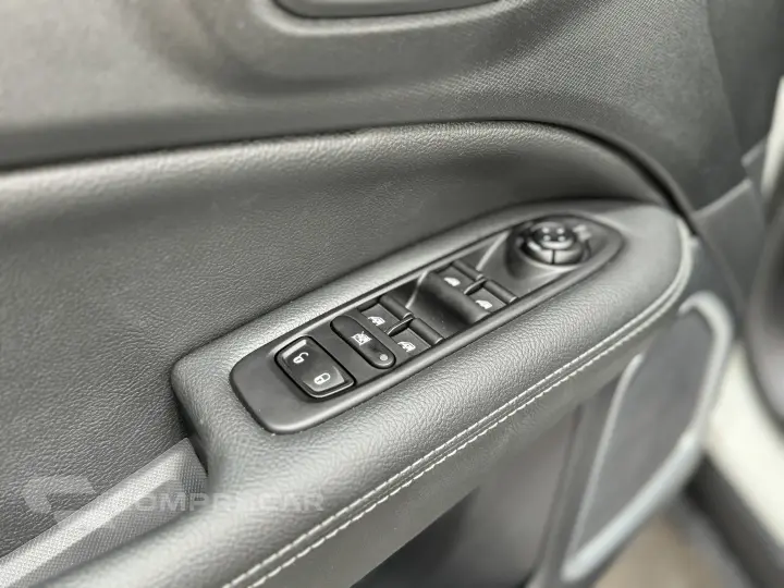 TORO 1.3 TURBO 270 FLEX VOLCANO AT6