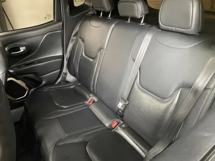 RENEGADE 1.8 16V Longitude