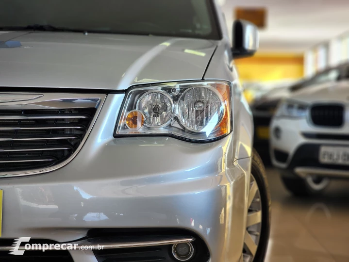 TOWN & COUNTRY 3.6 Touring V6 24V