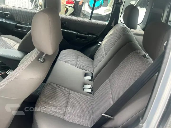 PAJERO TR4 2.0 4X4 16V 140CV FLEX 4P AUTOMÁTICO