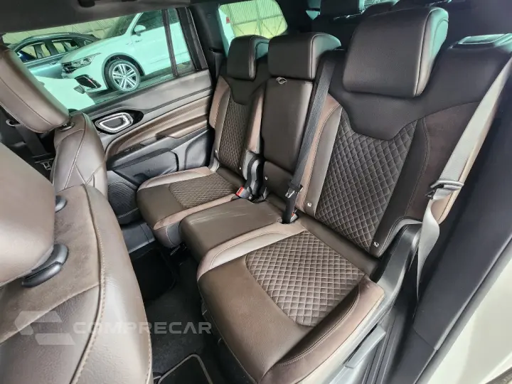 COMMANDER 1.3 T270 TURBO FLEX OVERLAND AT6