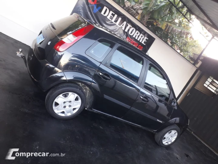 Fiesta Hatch 1.0 4P PERSONALITE
