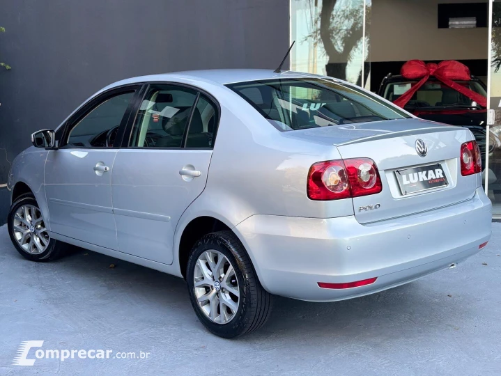 POLO SEDAN 1.6 MI 8V