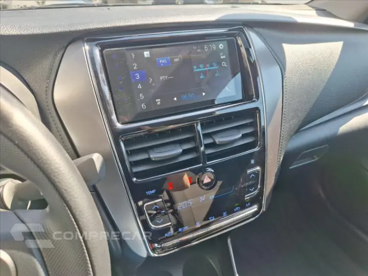 YARIS 1.5 16V FLEX SEDAN XL MULTIDRIVE