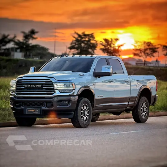 3500 6.7 I6 Turbo Limited Longhorn CD 4X4