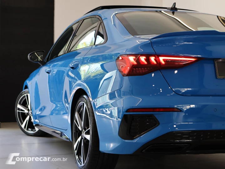 A3 2.0 40 TFSI Mhev Sedan Performance Black