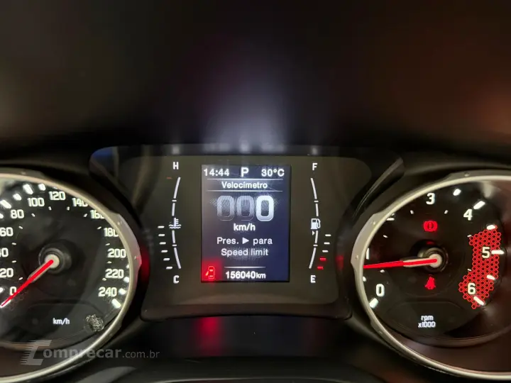 TORO 2.0 16V Turbo Freedom 4WD AT9