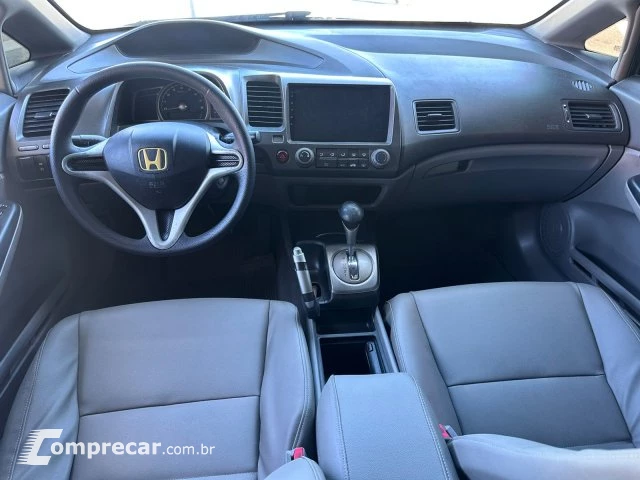 CIVIC - 1.8 LXS 16V 4P AUTOMÁTICO