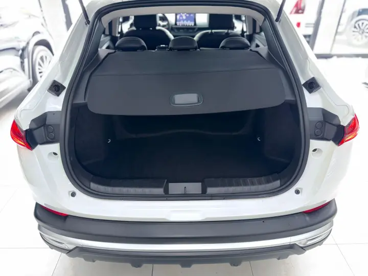 FASTBACK 1.0 Turbo 200 Hybrid Audace