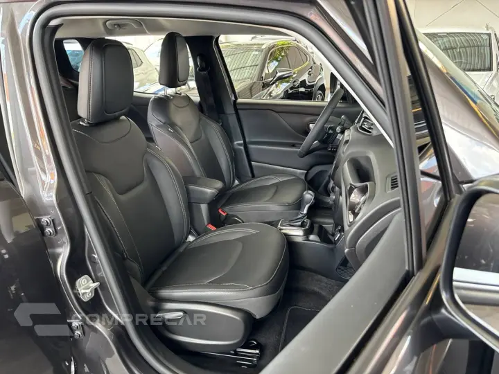 Renegade Long. T270 1.3 TB 4x2 Flex Aut.