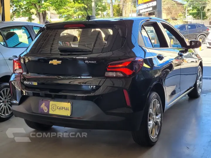 ONIX HATCH LTZ 1.0 12V TB Flex 5p Aut.