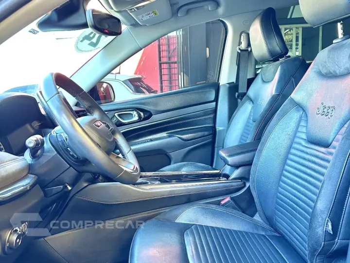 COMMANDER 1.3 T270 TURBO FLEX LIMITED AT6