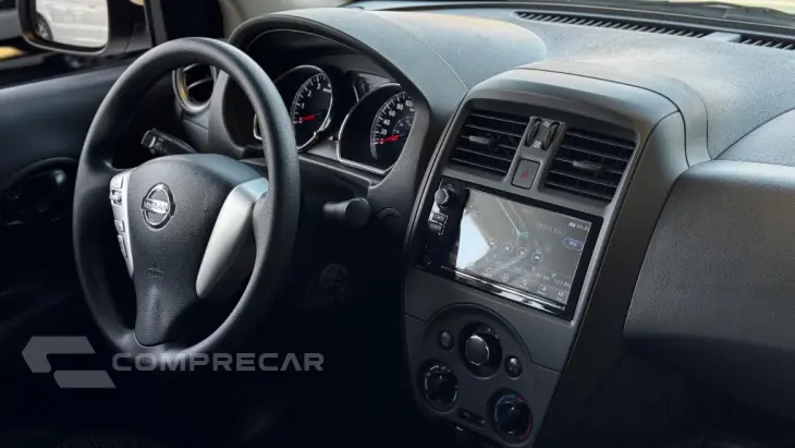 VERSA Special Ed. 1.6 16V FlexStart Aut.