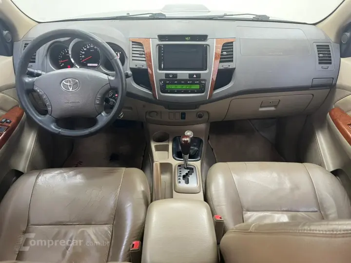 HILUX SW4 3.0 SRV 4X4 7 Lugares 16V Turbo Intercooler