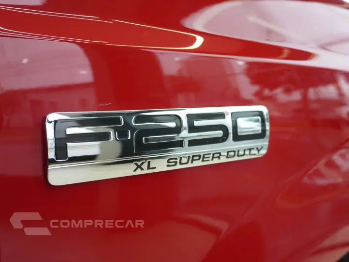 F-250 3.9 XLT 4X2 CS DIESEL 2P MANUAL