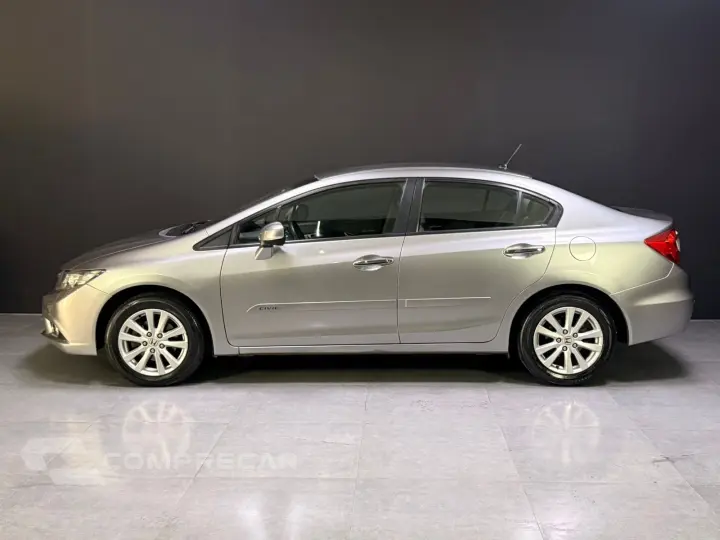 CIVIC 1.8 LXS 16V FLEX 4P AUTOMÁTICO