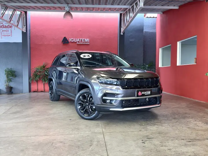 COMMANDER 1.3 T270 TURBO FLEX LIMITED AT6