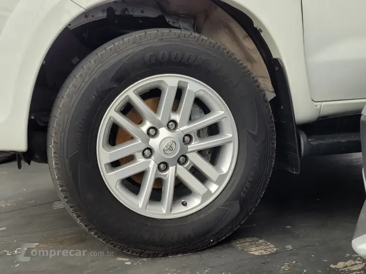 Hilux SW4 SR 4x2 2.7/ 2.7 Flex 16V Aut.