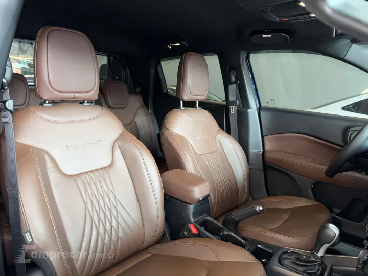 TORO 2.0 16V Turbo Ranch 4WD AT9