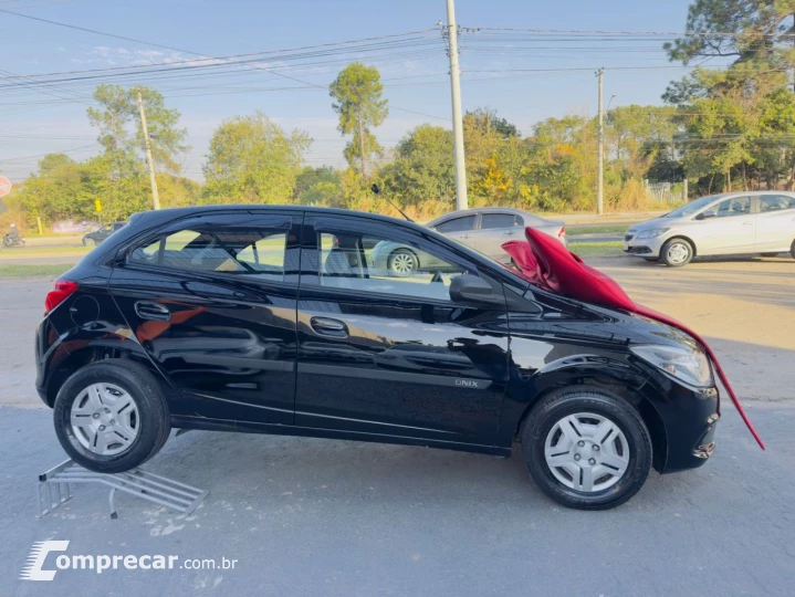 Onix Hatch 1.0 4P FLEX LT