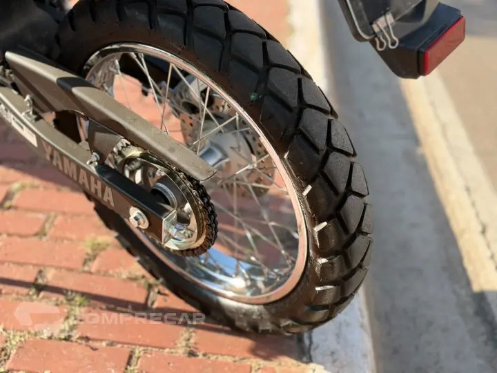 XTZ 250 LANDER