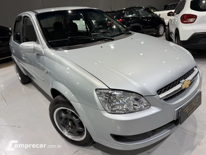 CLASSIC 1.0 MPFI LS 8V FLEX 4P MANUAL