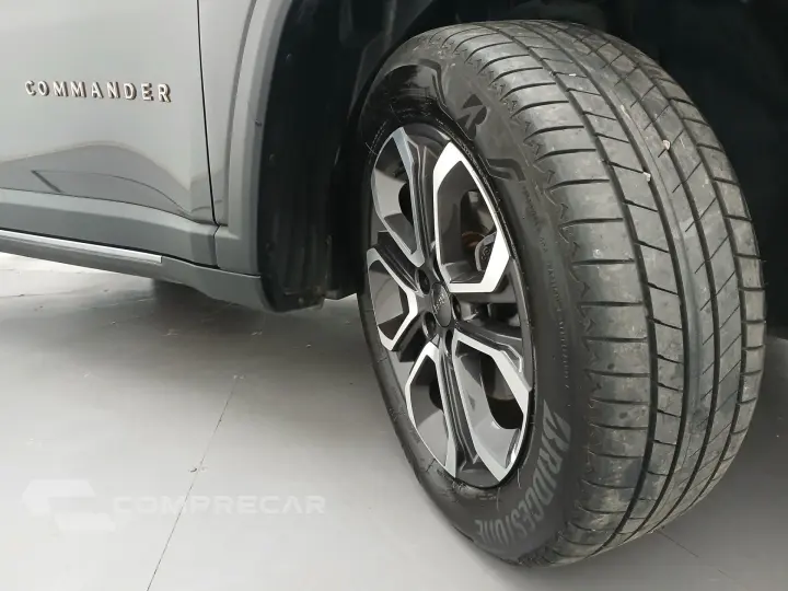 COMMANDER 1.3 T270 TURBO FLEX LIMITED AT6