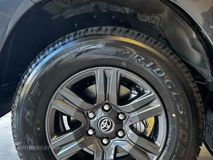 HILUX 2.8 D-4D TURBO CD SR 4X4 AUTOMÁTICO