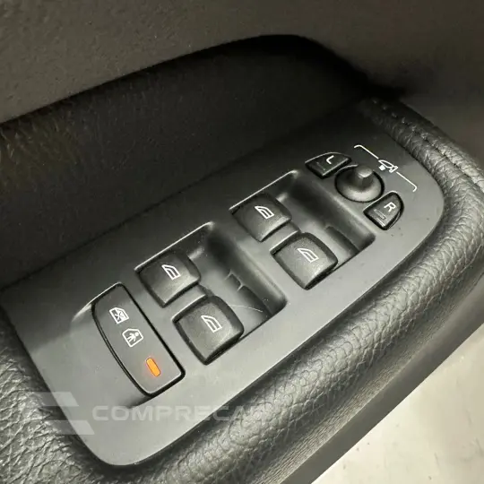 XC 60 T-8 MOMENTUM 2.0 (Híbrido)