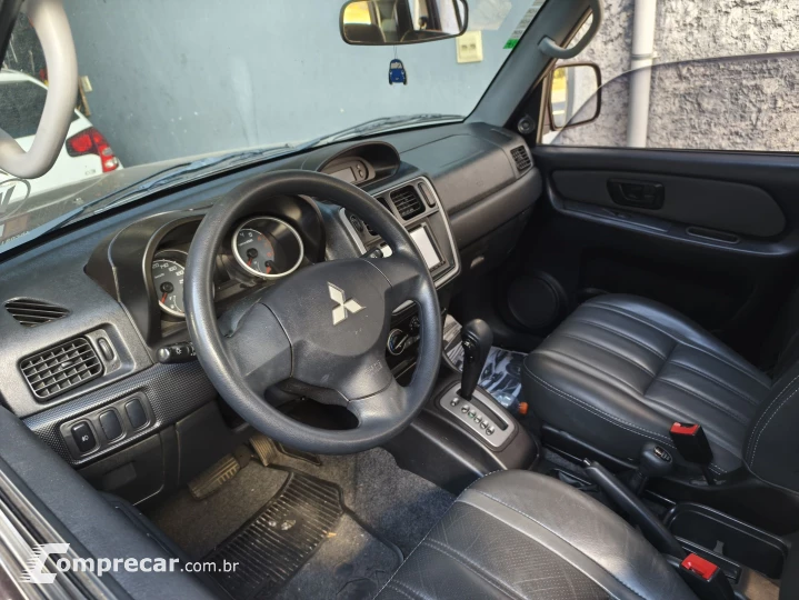 PAJERO TR4 2.0 4X4 16V 140CV FLEX 4P AUTOMÁTICO