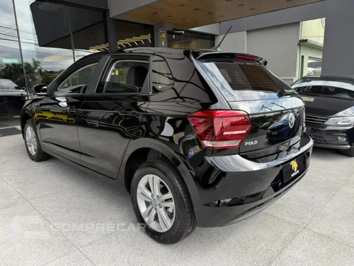 POLO 1.0 200 TSI COMFORTLINE AUTOMÁTICO
