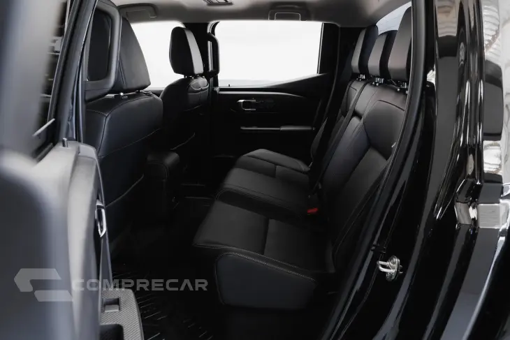 TRITON 2.4 Biturbo CD HPE 4X4