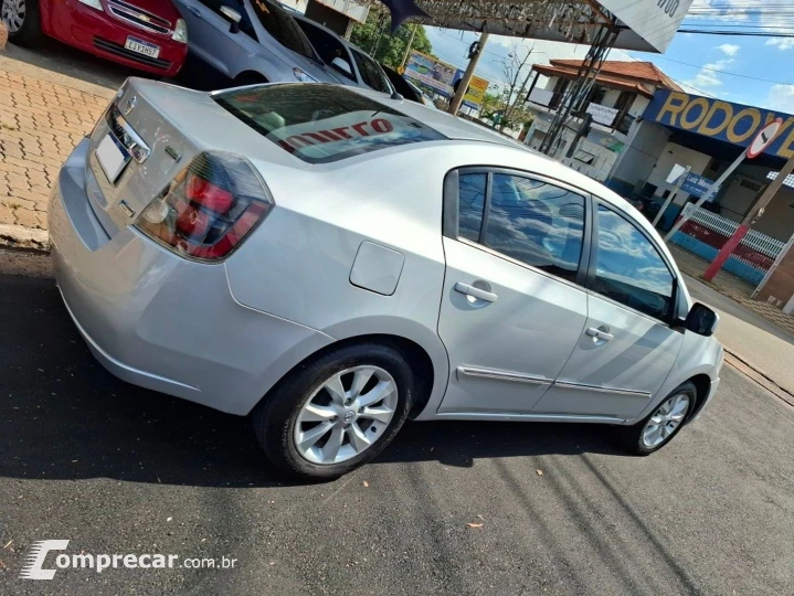 Sentra 2.0 S 16V Flex 4P Automático