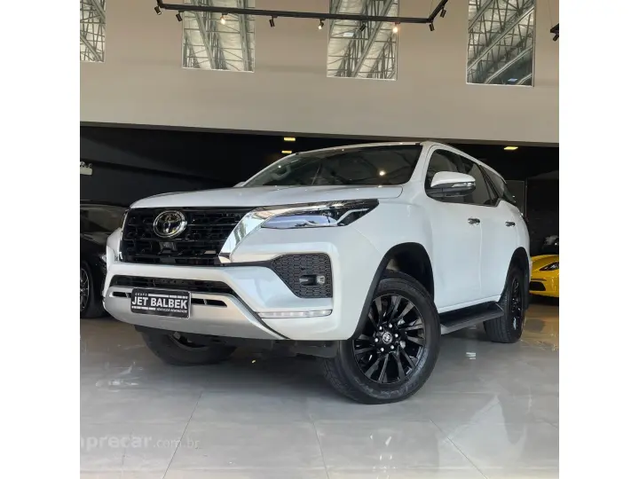 HILUX SW4 2.8 D-4D TURBO DIESEL SRX 7L 4X4 AUTOMÁTICO