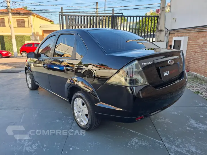 FIESTA 1.6 MPI Sedan 8V